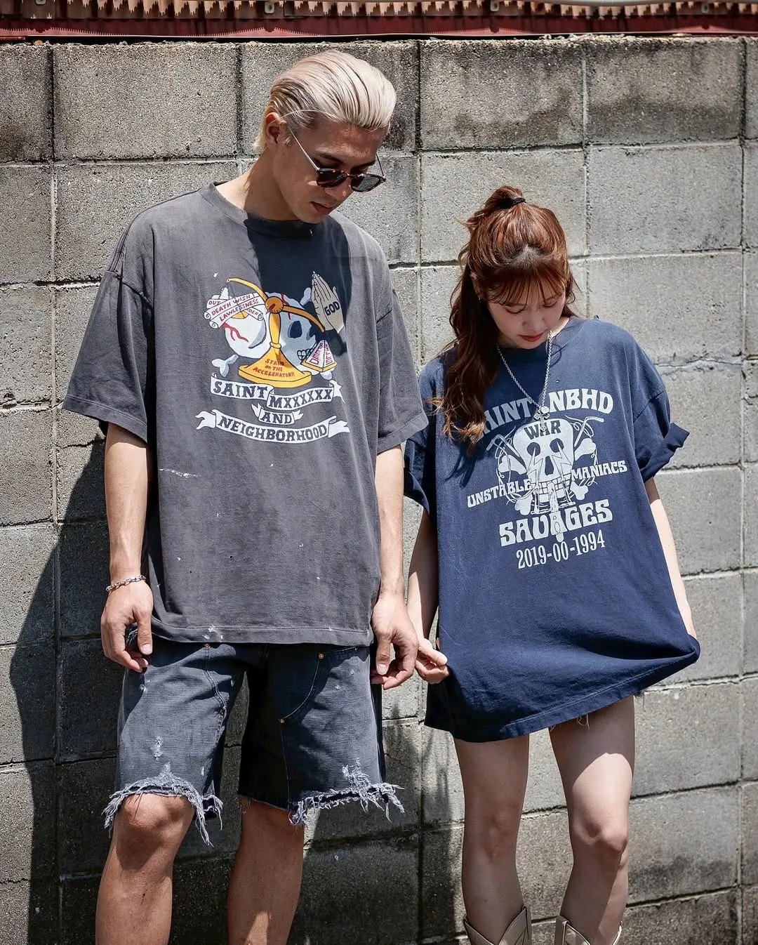 SAINT Mxxxxxx × NEIGHBORHOOD STHD . SS TEE SAINT NBHD/NVY NBHD Takizawa Shinsuke SAINT HOOD joint project Skeleton lightning destruction TEE Washed blue S-XL OE yarn tube weaving without side seam fabric Re-washed to make it distressed Cut and damaged treatment Ma Liu fading process Printing simulates natural distressed effect Correct version Customized joint main mark/wash mark/angel mark
